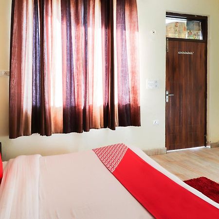 Silver Dew Resorts And Restaurant Dhanaulti Eksteriør bilde
