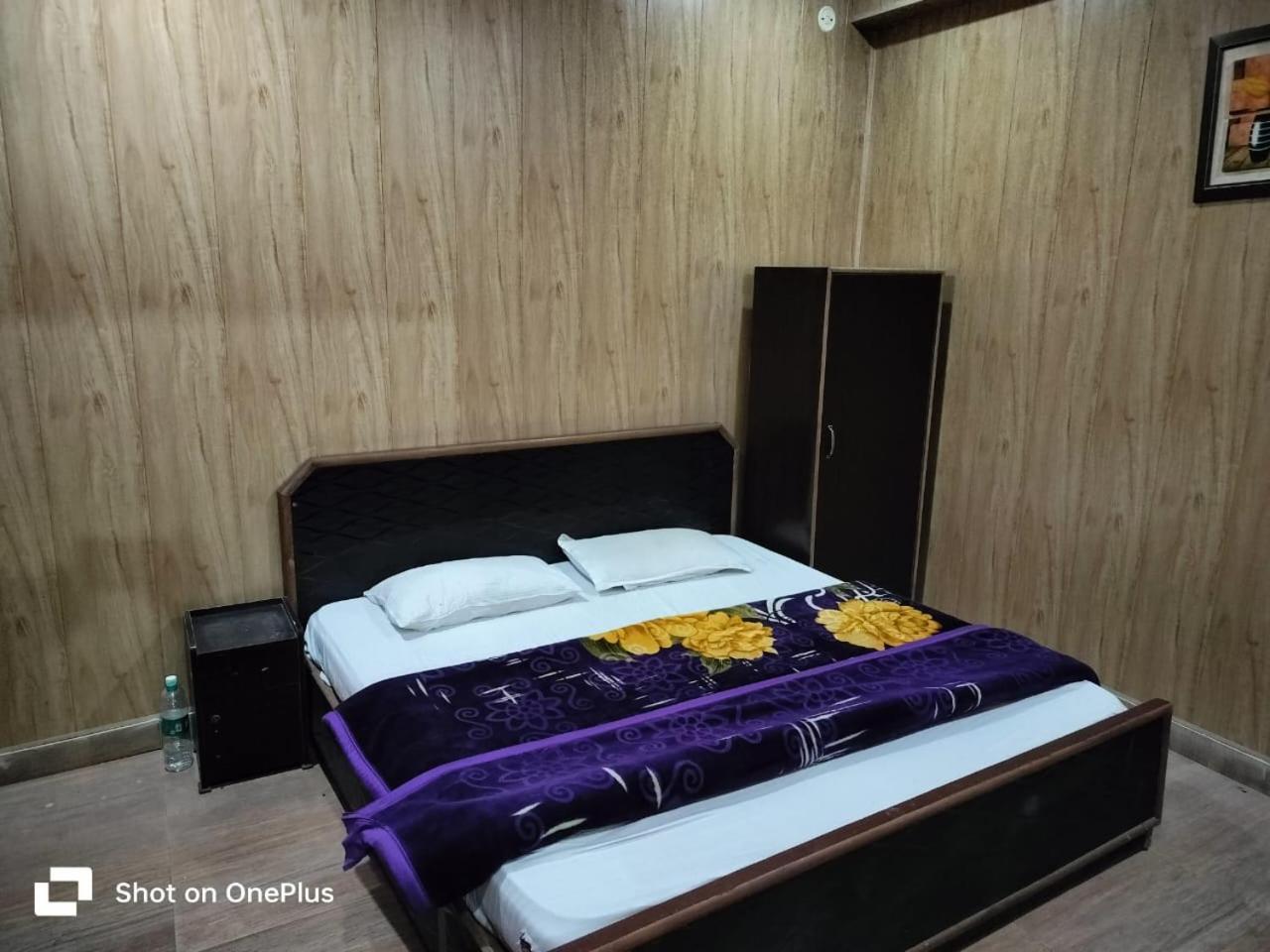 Silver Dew Resorts And Restaurant Dhanaulti Eksteriør bilde