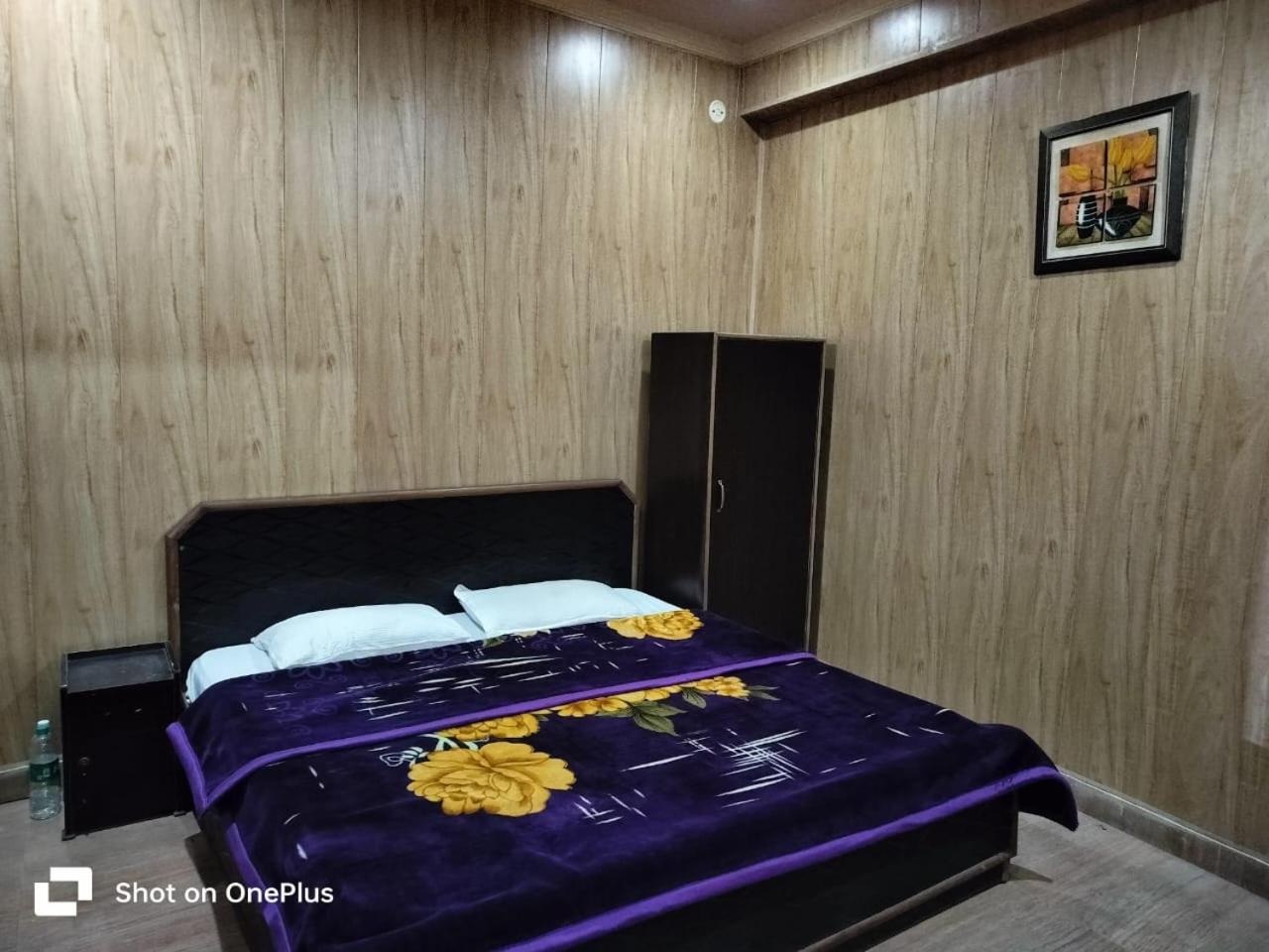 Silver Dew Resorts And Restaurant Dhanaulti Eksteriør bilde